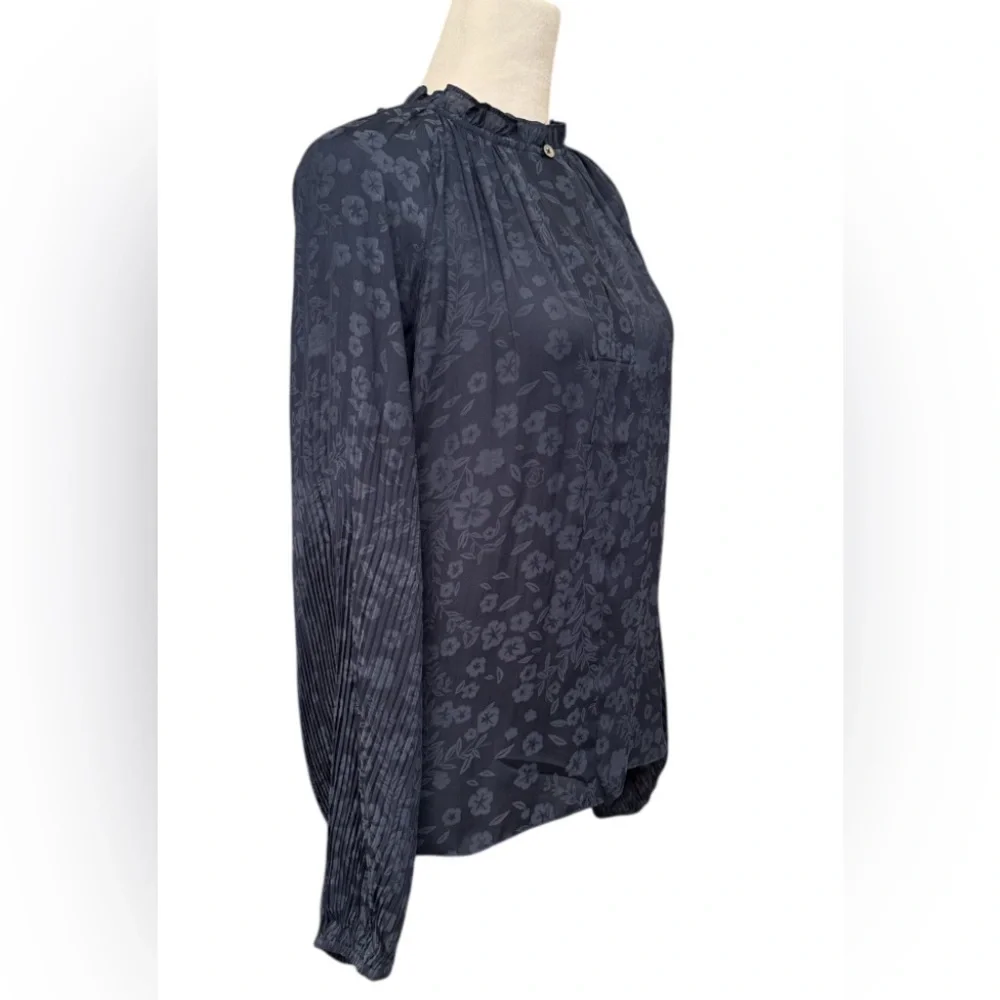 NWT Current Air Floral Jacquard Split Button Neck Long Sleeve In Midnight Size M - Picture 6 of 12